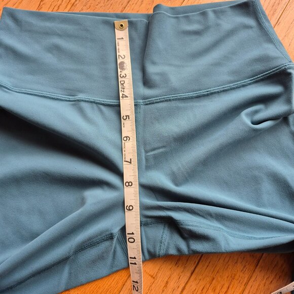 Athleta Transcend Capri Borealis Green Large - Picture 9 of 10